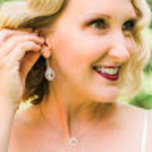 Meet your Posher, Noelle